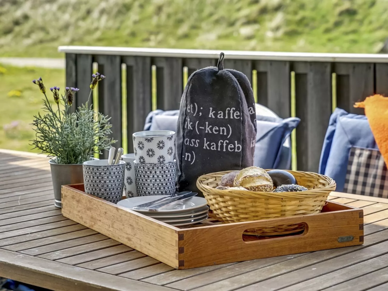 "Emppu" - 400m from the sea-Buiten