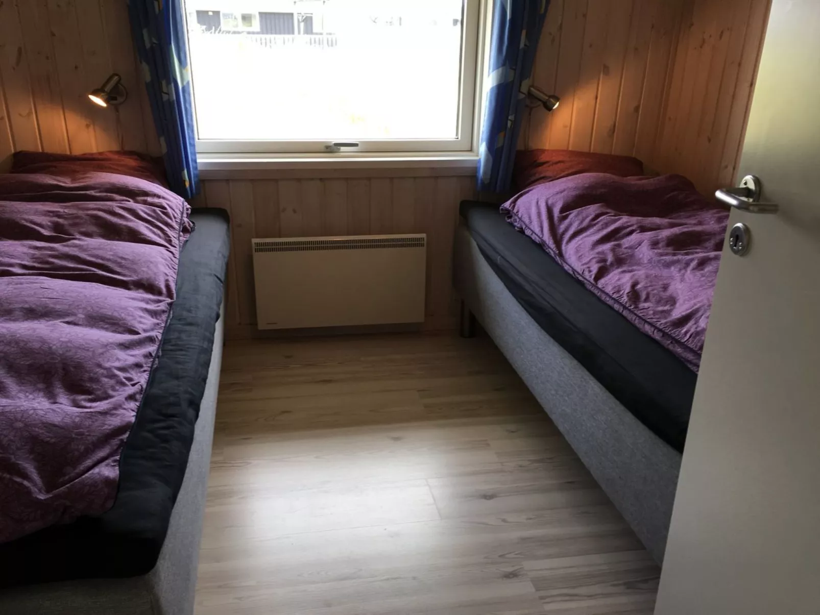 "Zaga" -  from the sea-Binnen