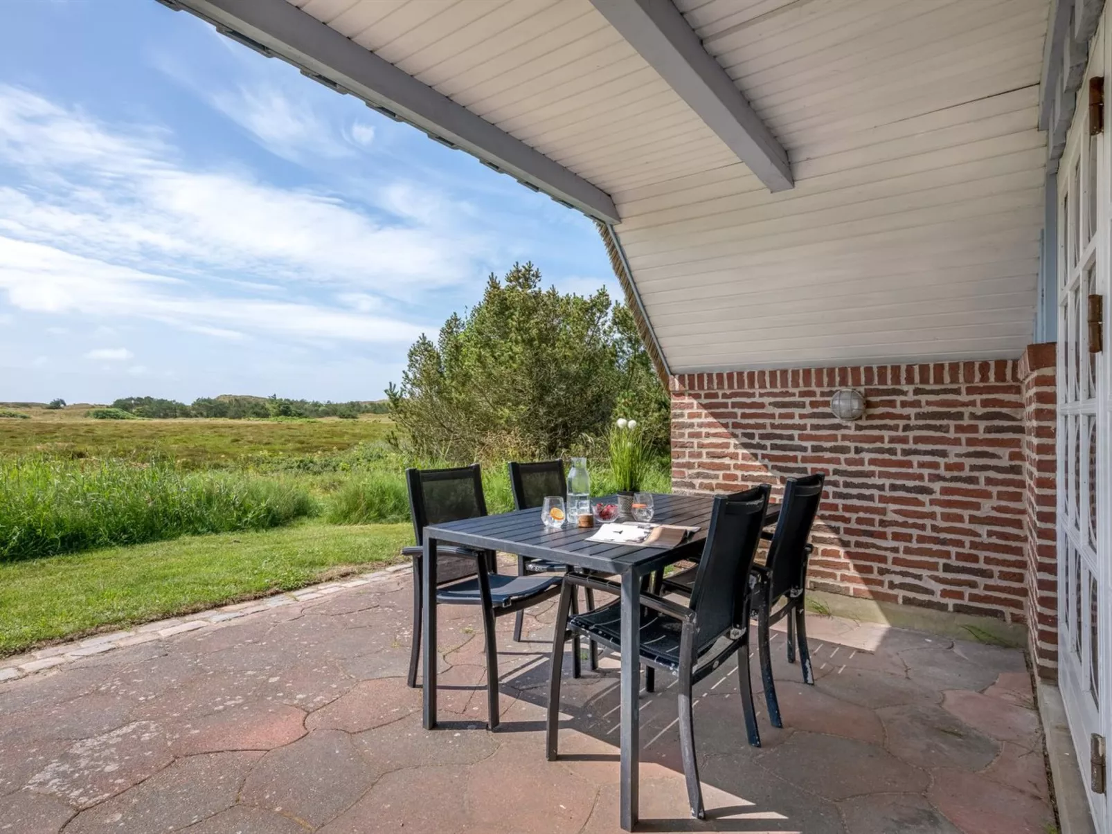 "Vangja" - 700m to the fjord-Buiten