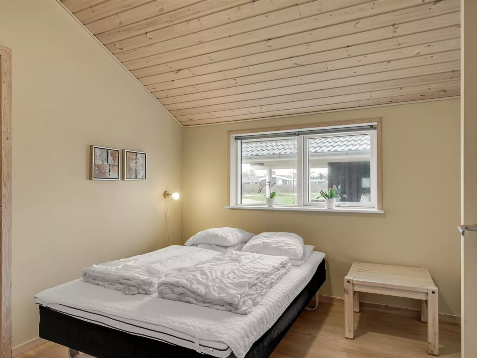 "Aniela" - 150m from the sea-Binnen