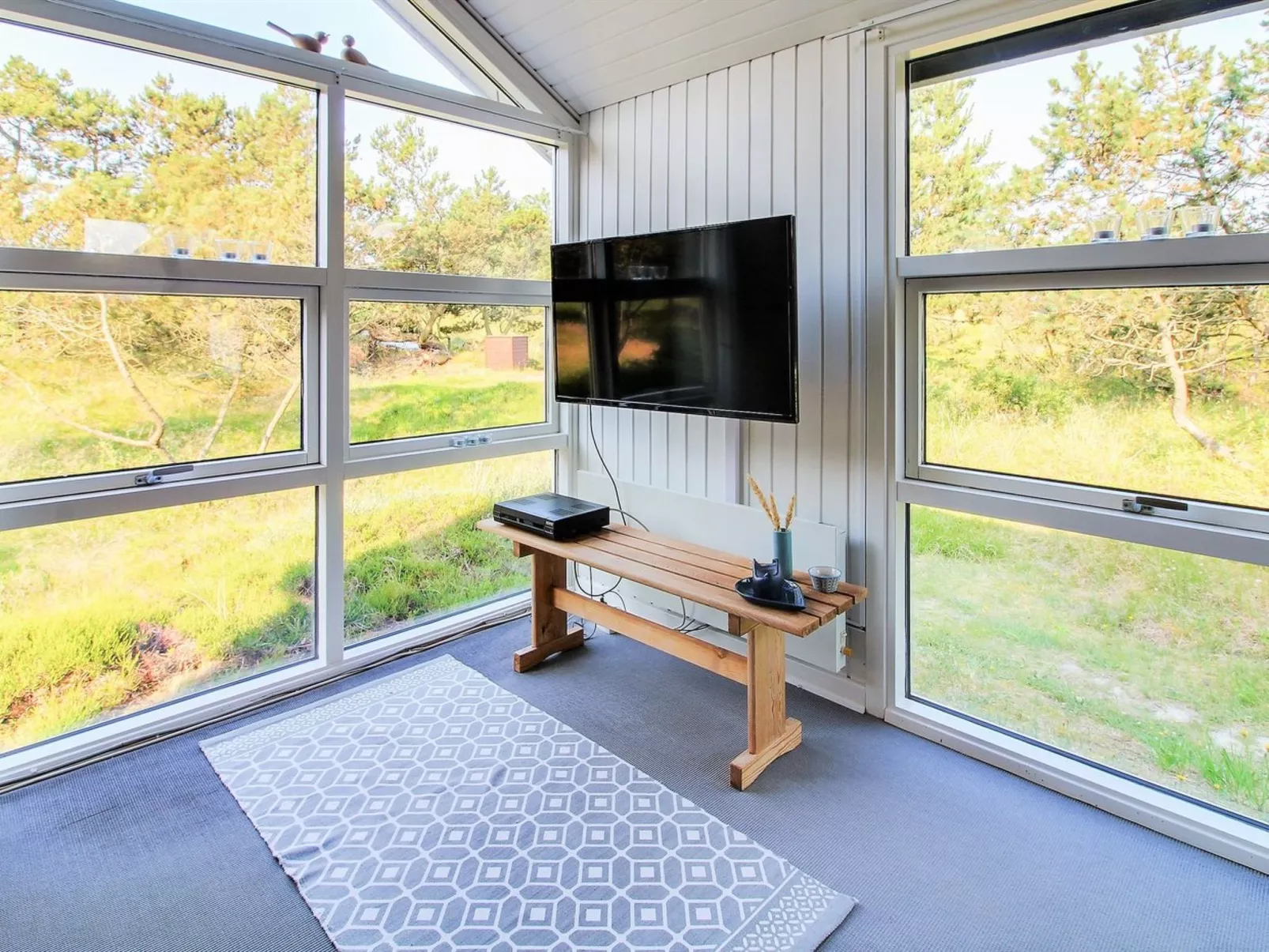 "Glady" - 500m from the sea-Binnen