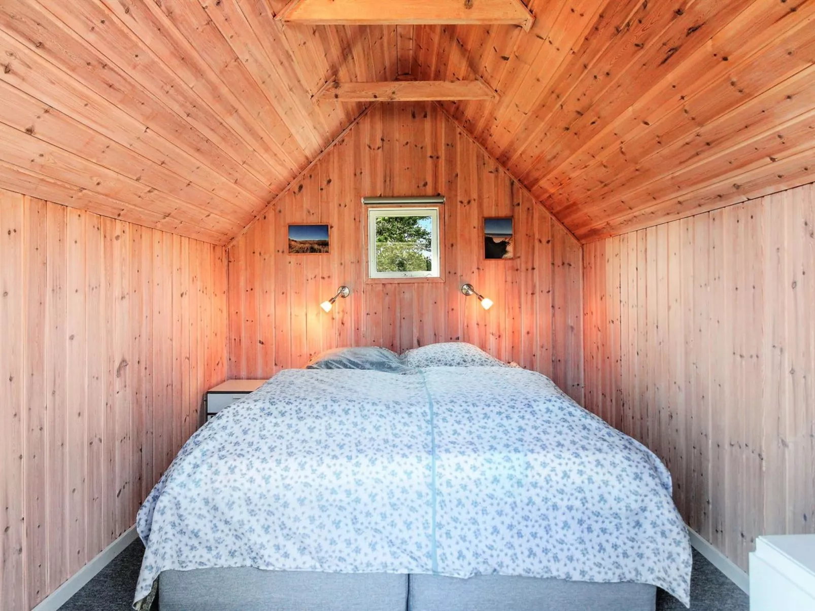 "Ansine" - 1.2km from the sea-Binnen