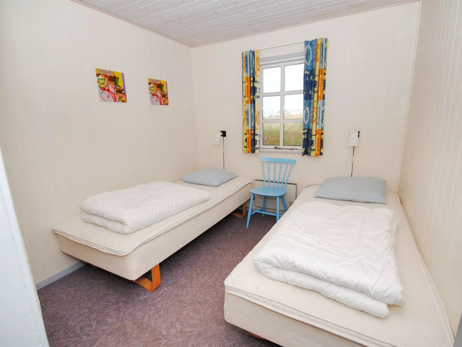 "Katha" -  from the sea-Binnen