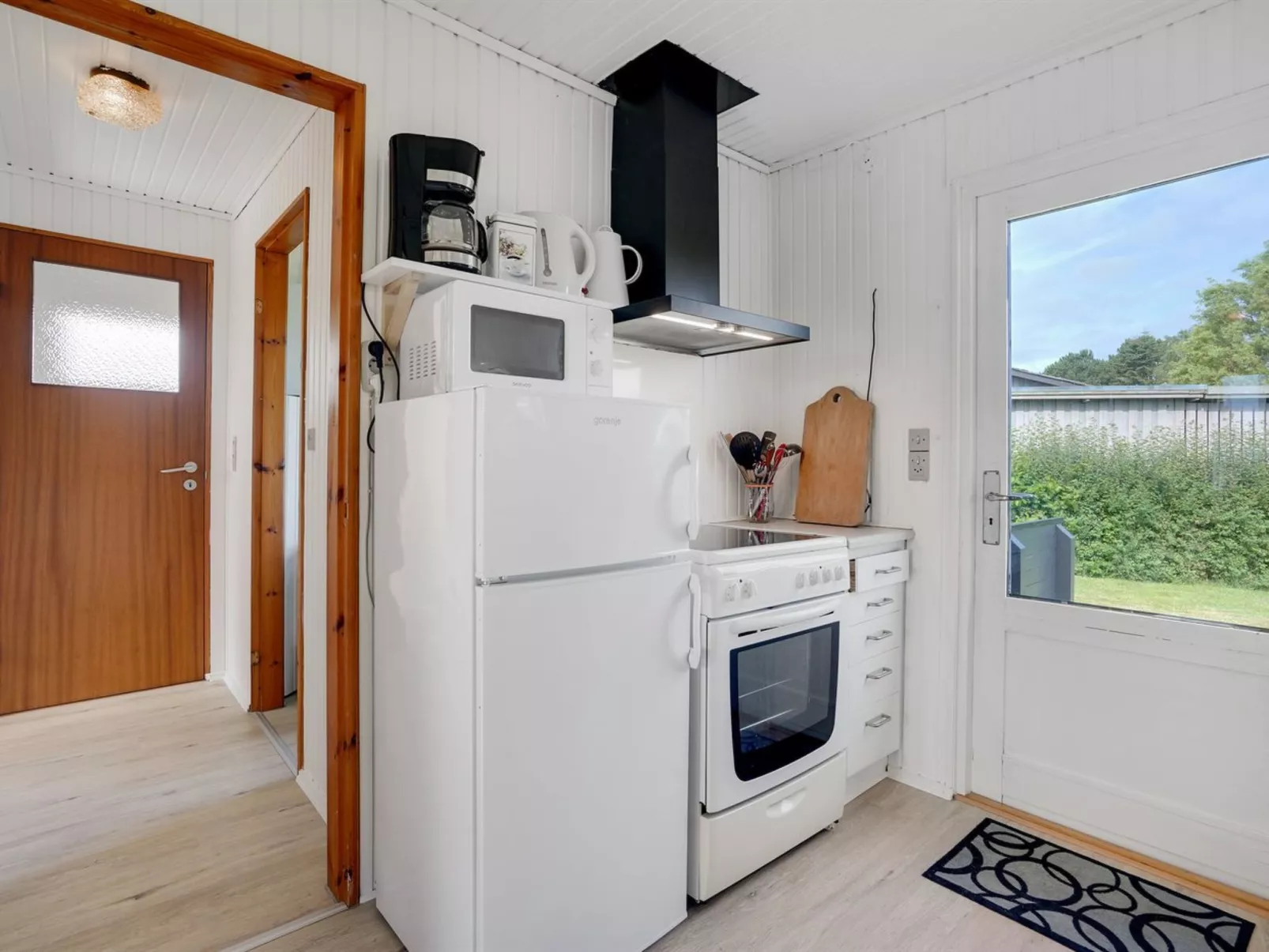 "Amilla" - 150m from the sea-Binnen