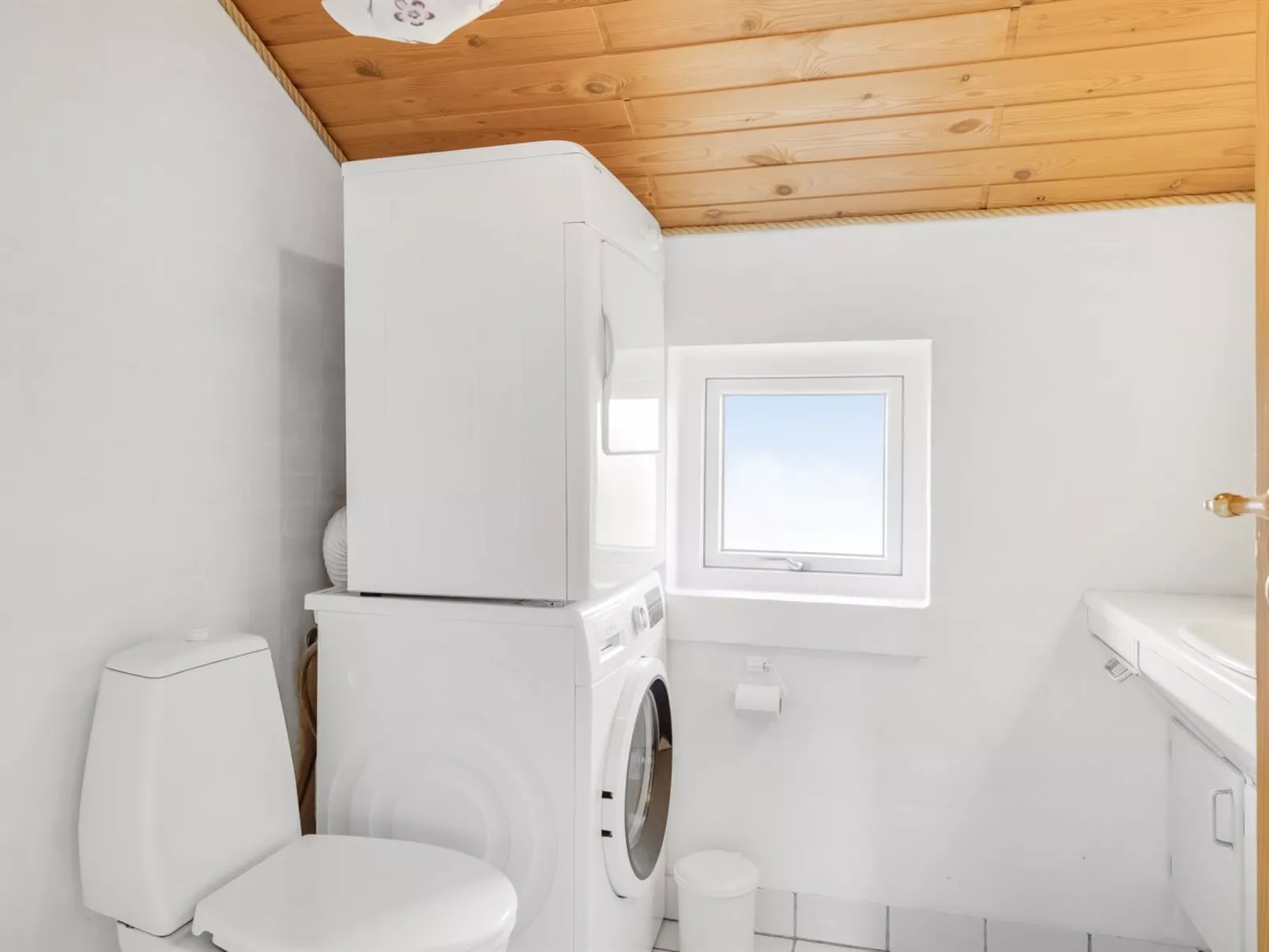 "Luzy" - 600m from the sea-Binnen