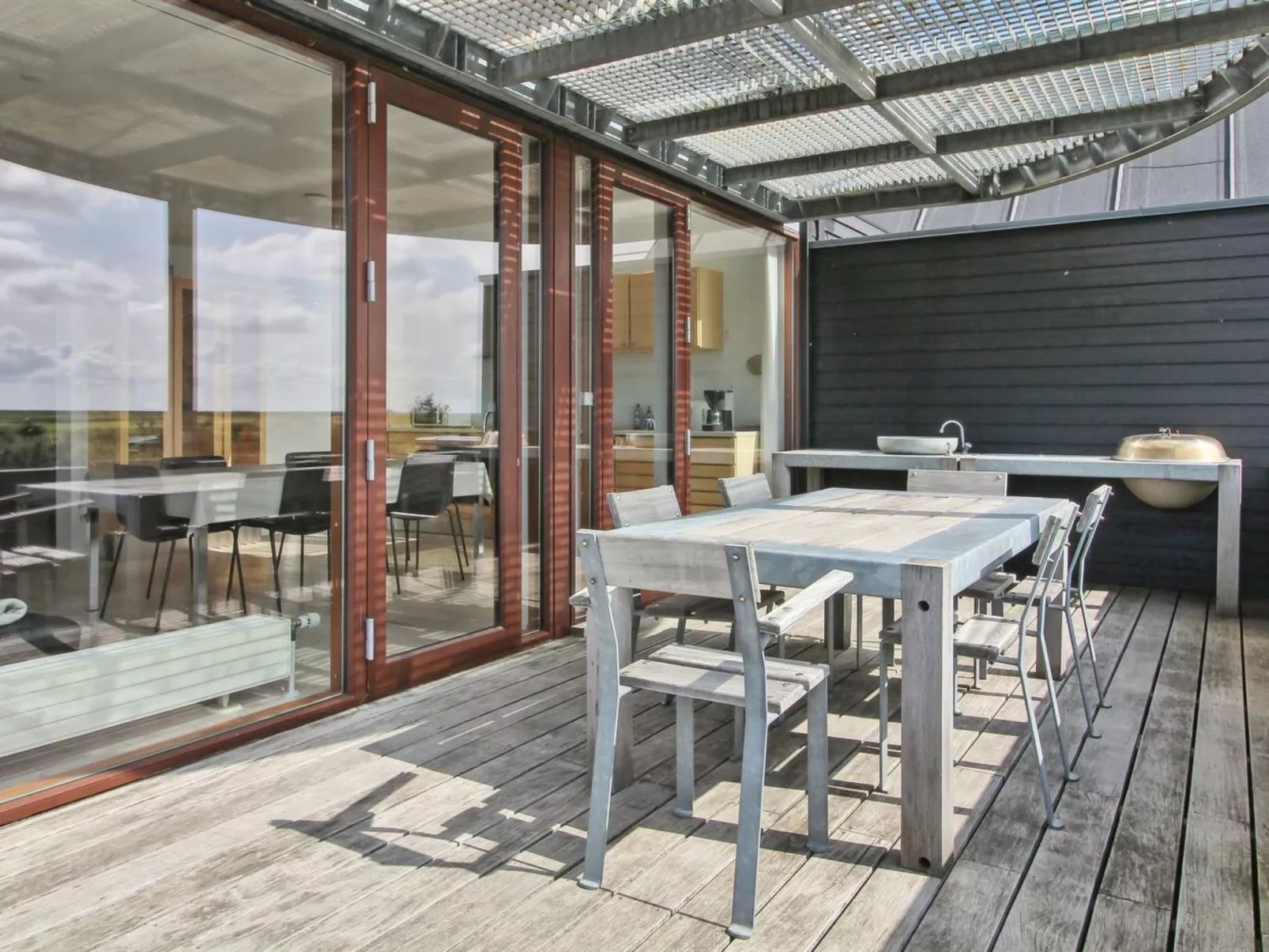 "Merisa" - 2.5km from the sea-Buiten