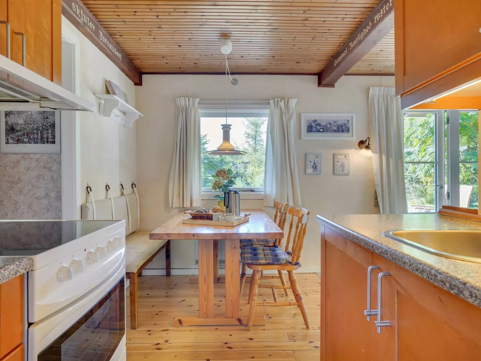 "Rahilka" - 700m from the sea-Binnen