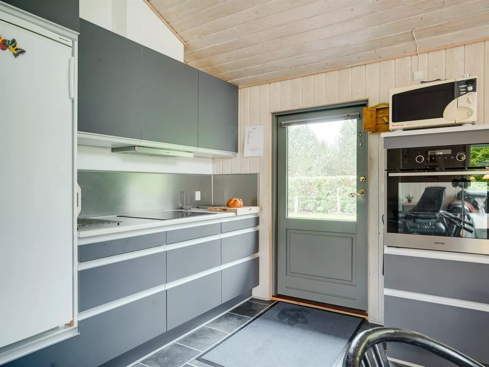 "Hermand" - 700m from the sea-Binnen