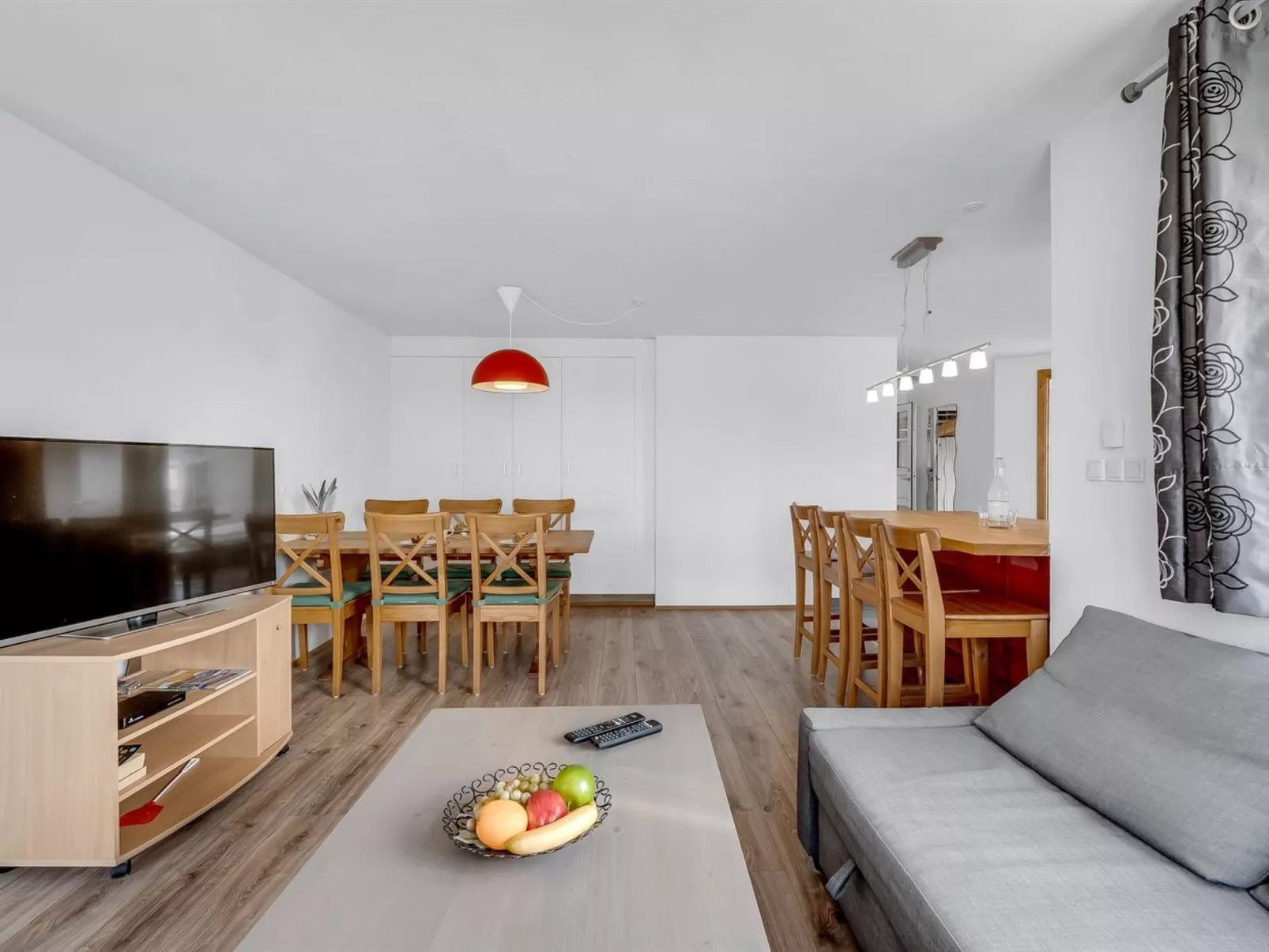 "Heming" - 100m from the sea-Binnen