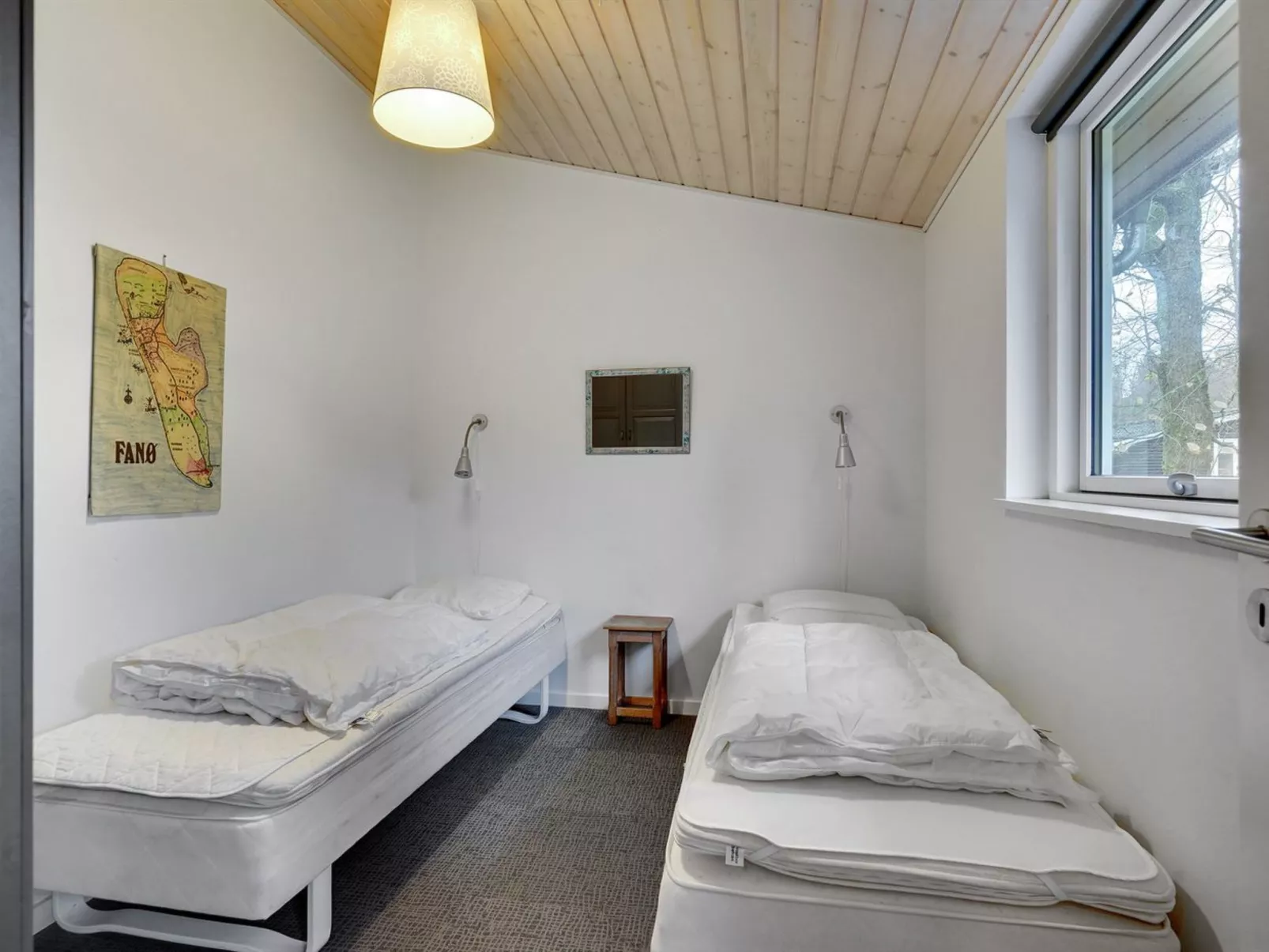 "France" - 1.1km from the sea-Binnen