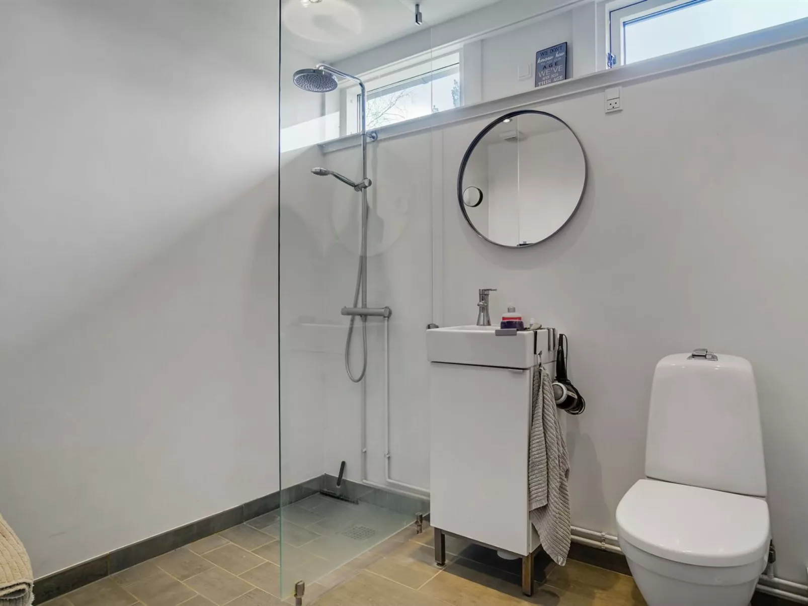 "Elfride" - 200m from the sea-Binnen