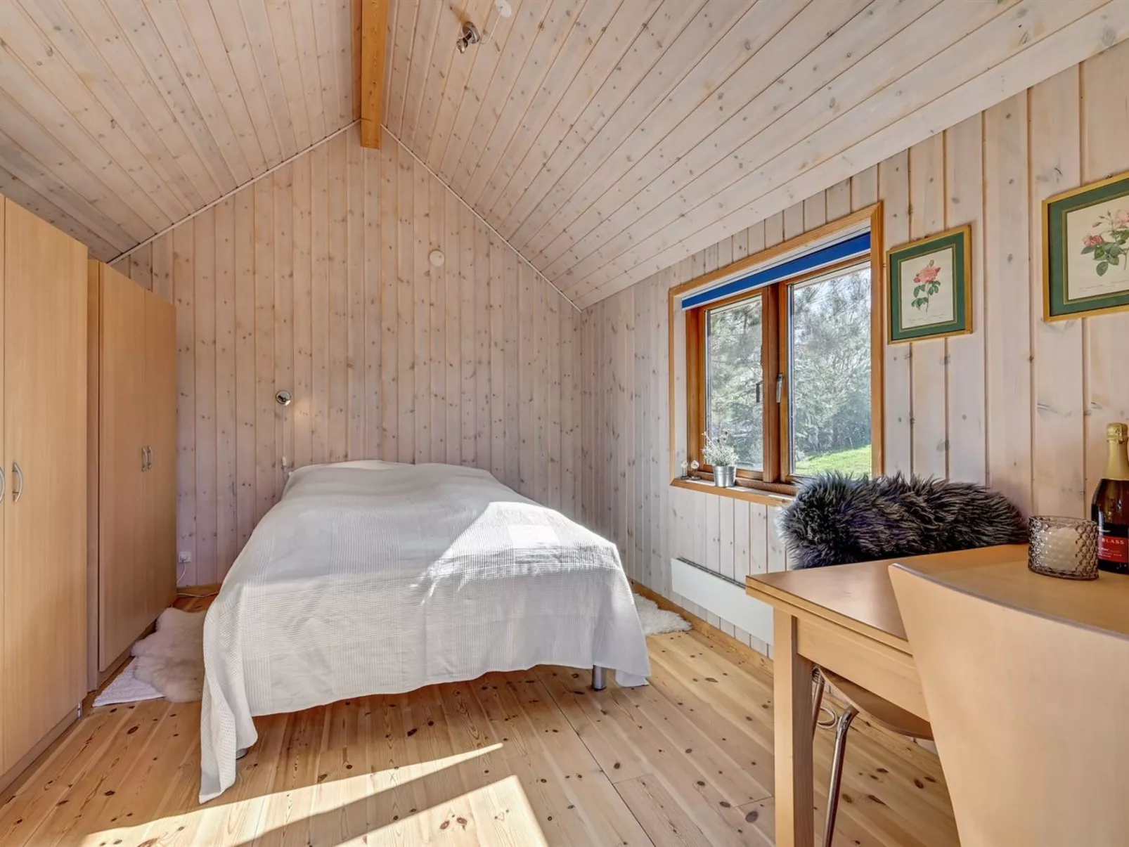 "Ylvi" - 250m from the sea-Binnen