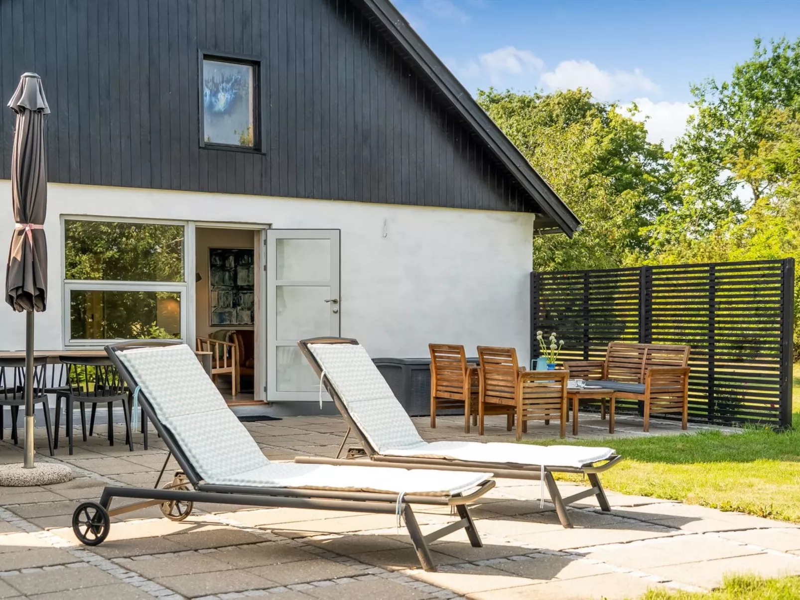 "Rebecca" - 1.5km from the sea-Buiten