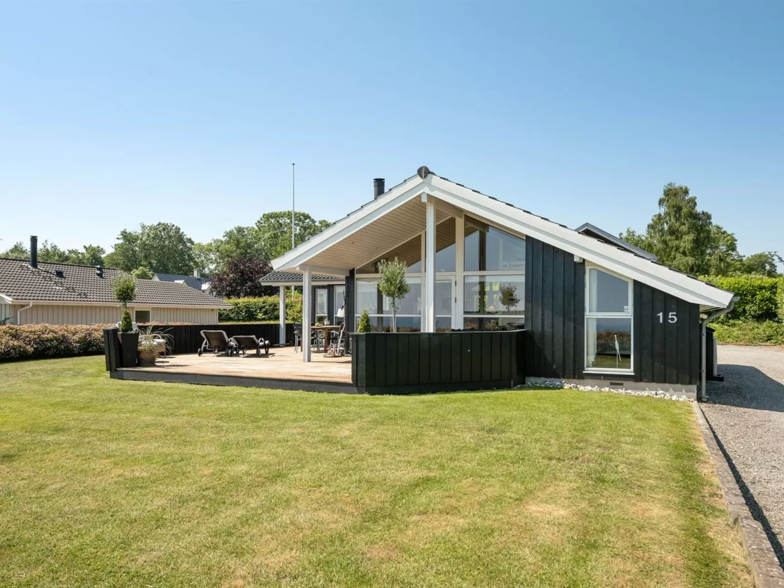 "Fridtjof" - 100m from the sea-Buiten