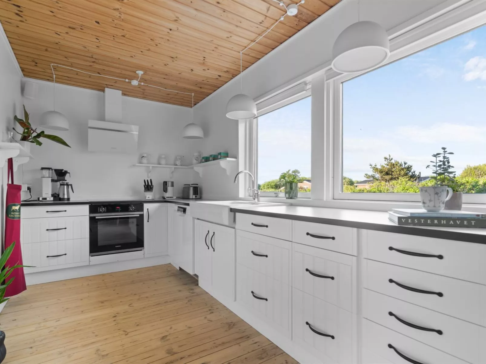 "Taio" - 500m from the sea-Binnen