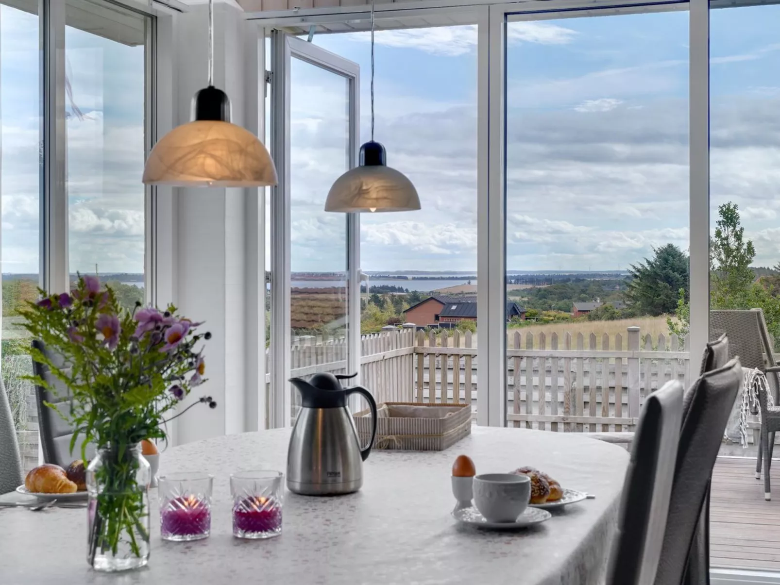 "Dagne" - 400m to the fjord-Binnen