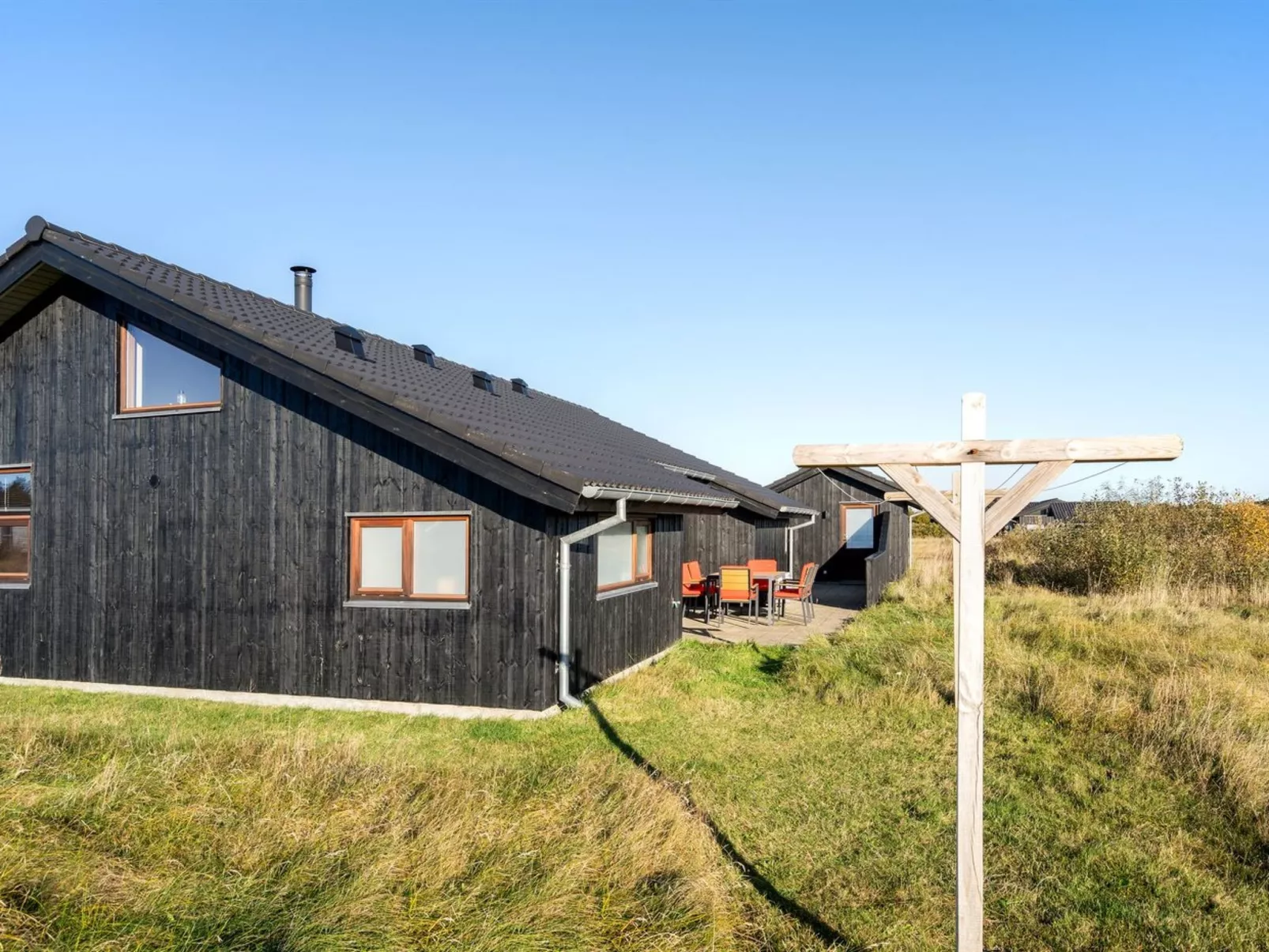 "Finna" - 1km from the sea-Buiten