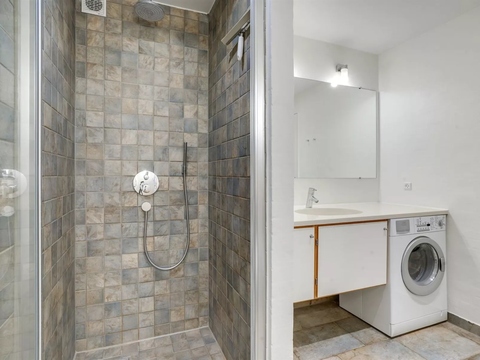 "Helgo" - 250m from the sea-Binnen