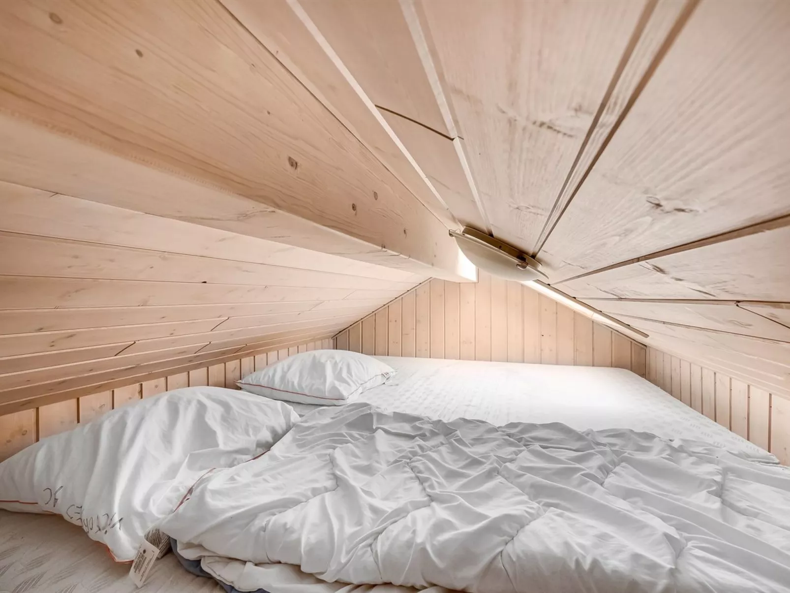 "Elfrun" - 250m from the sea-Binnen