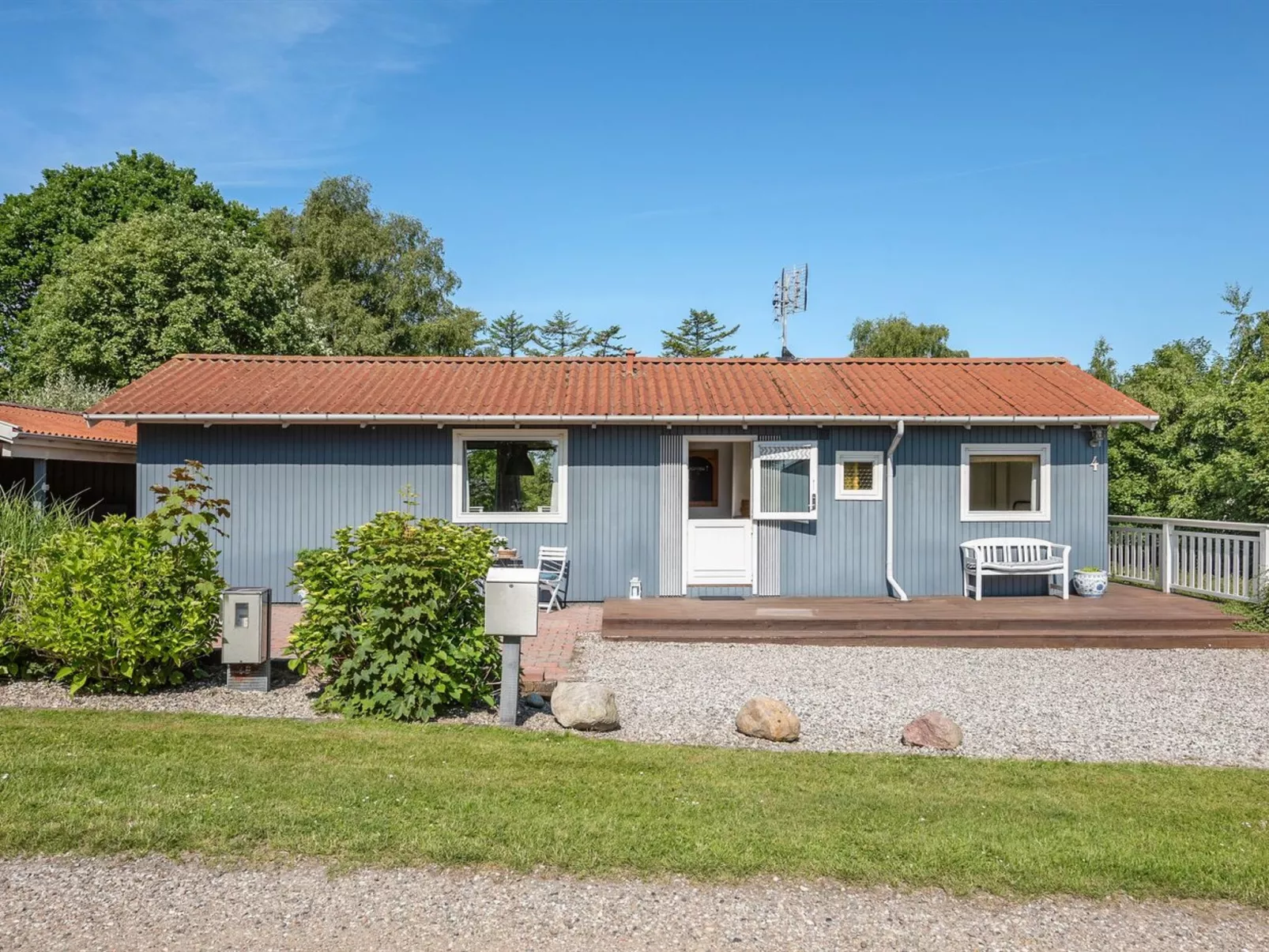 "Lillan" - 250m from the sea-Buiten