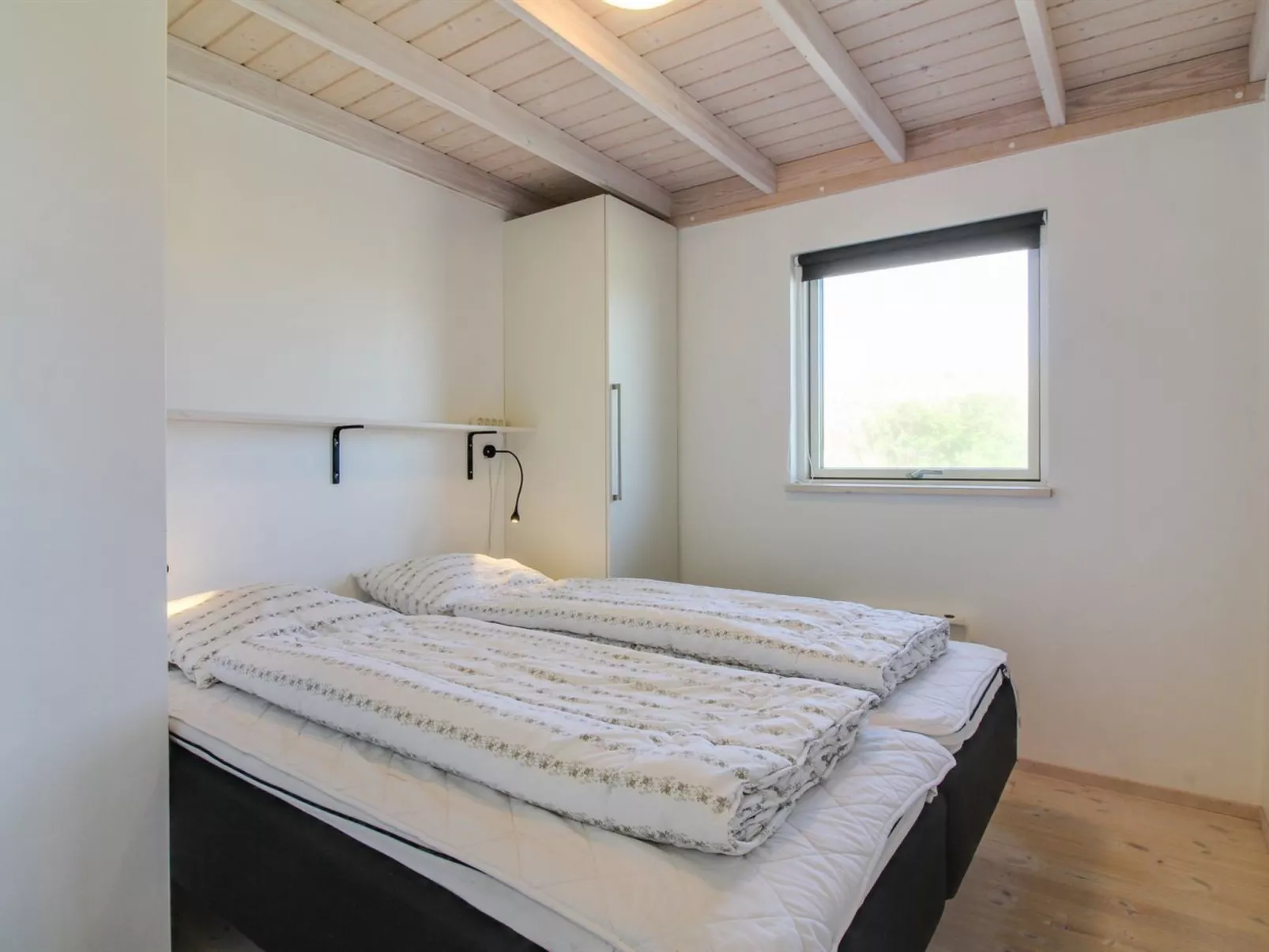 "Felippa" - 25m from the sea-Binnen