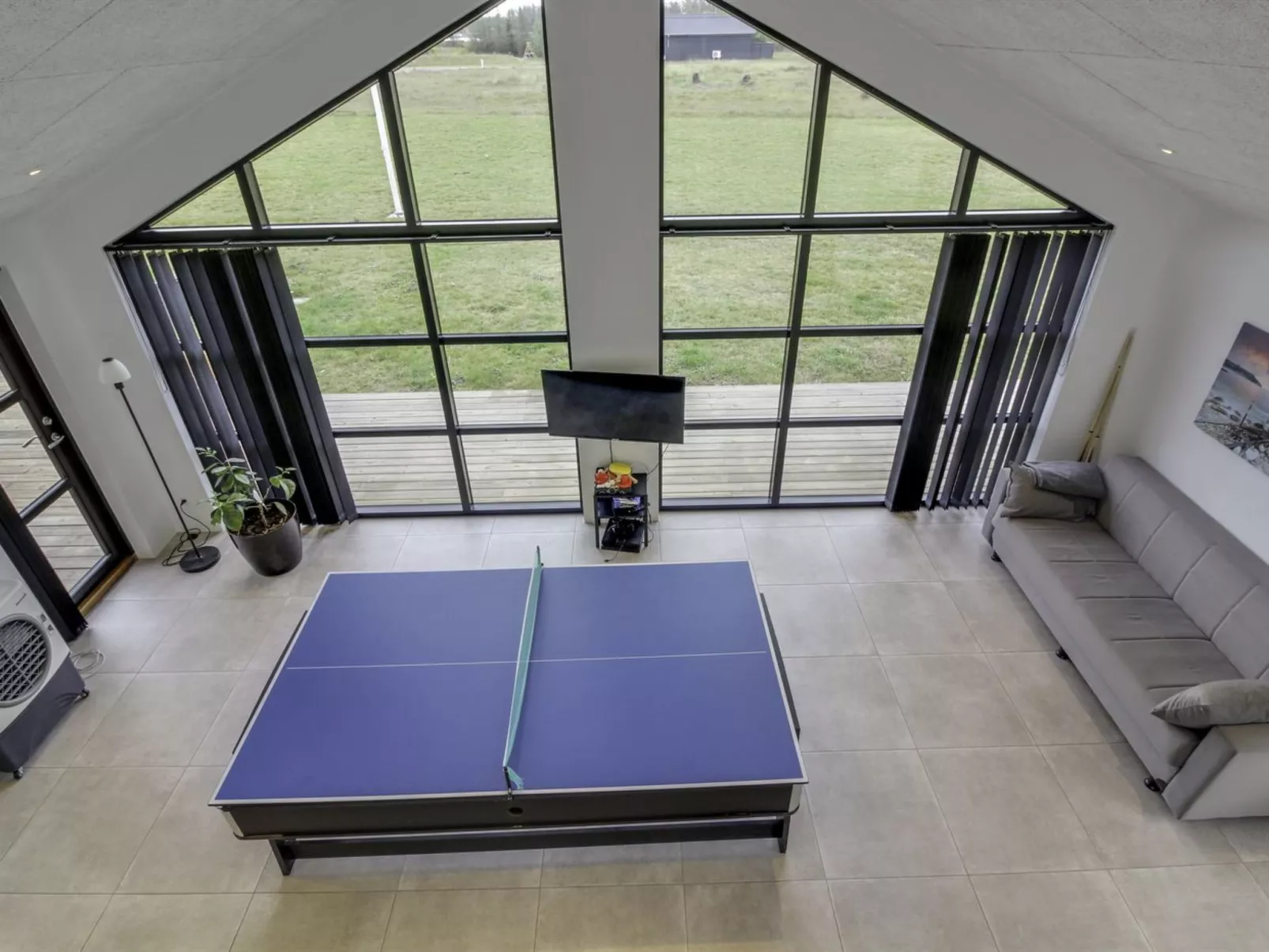 "Juho" - 900m from the sea-Binnen