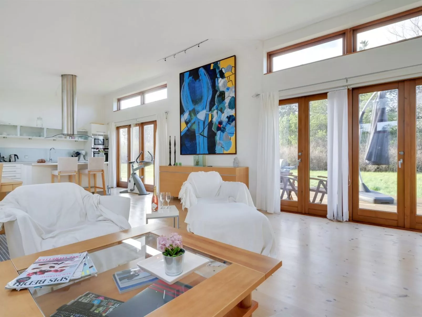 "Esta" -  from the sea-Binnen