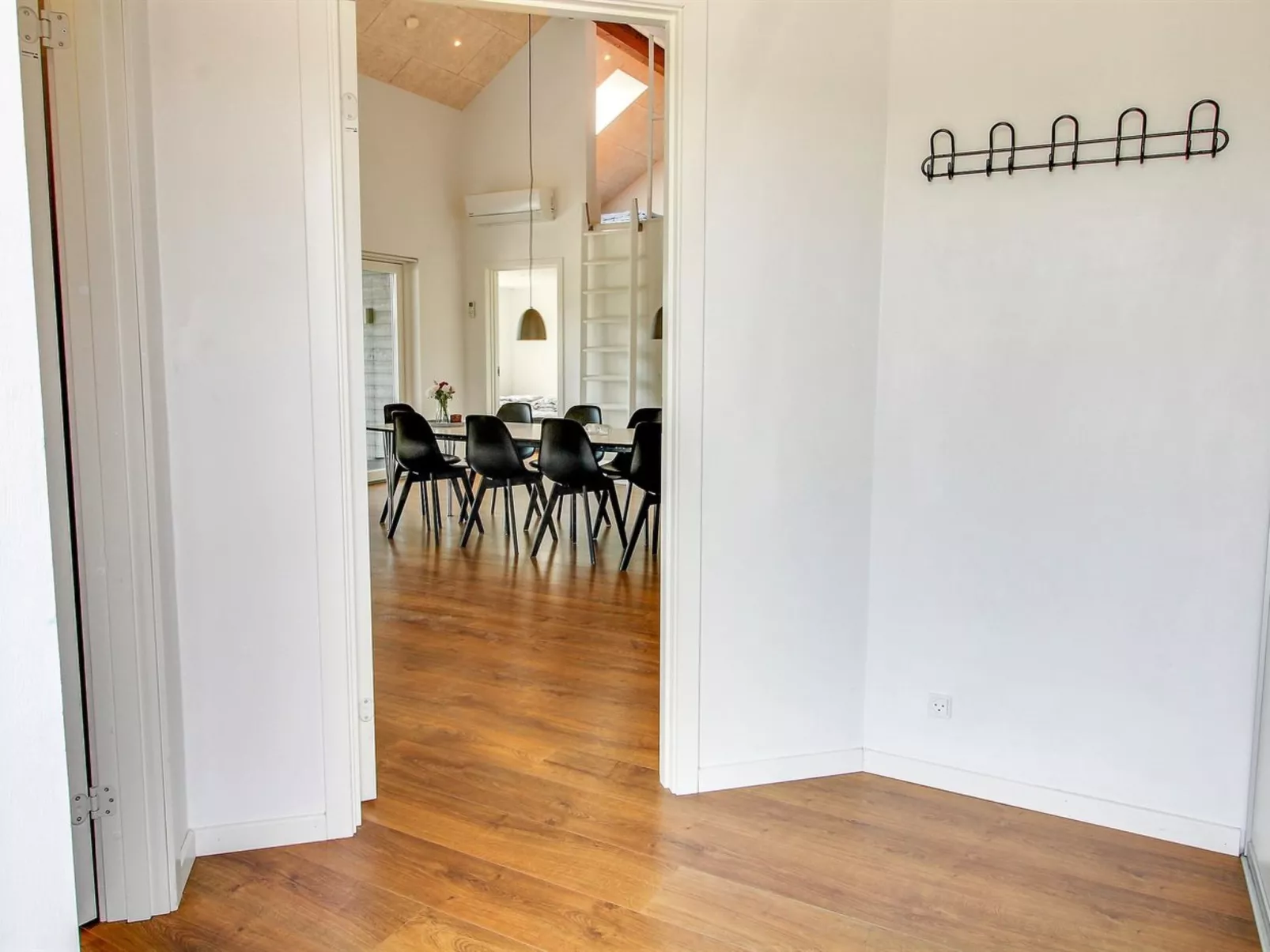 "Thorfin" - 200m from the sea-Binnen