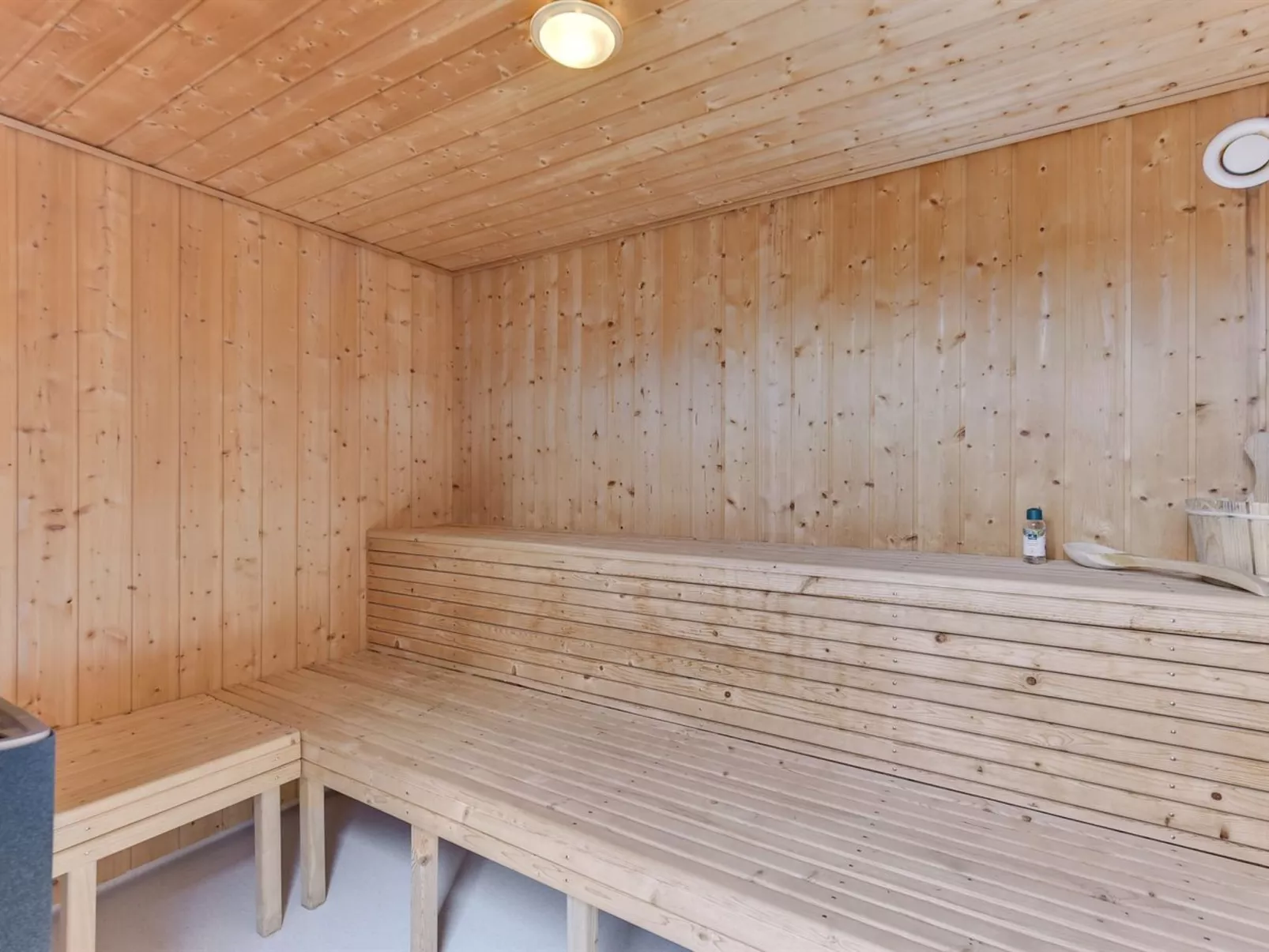 "Leto" - 2km from the sea-Binnen