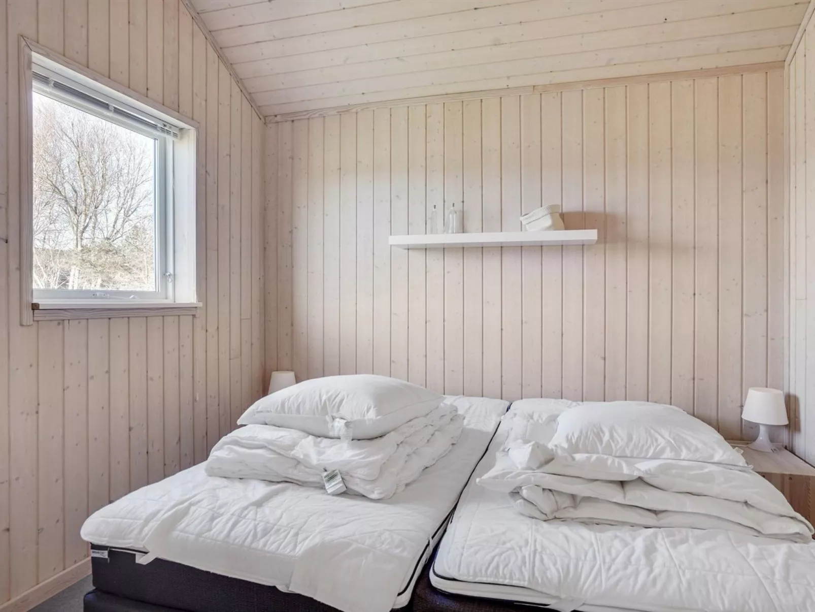 "Jil" - 750m from the sea-Binnen