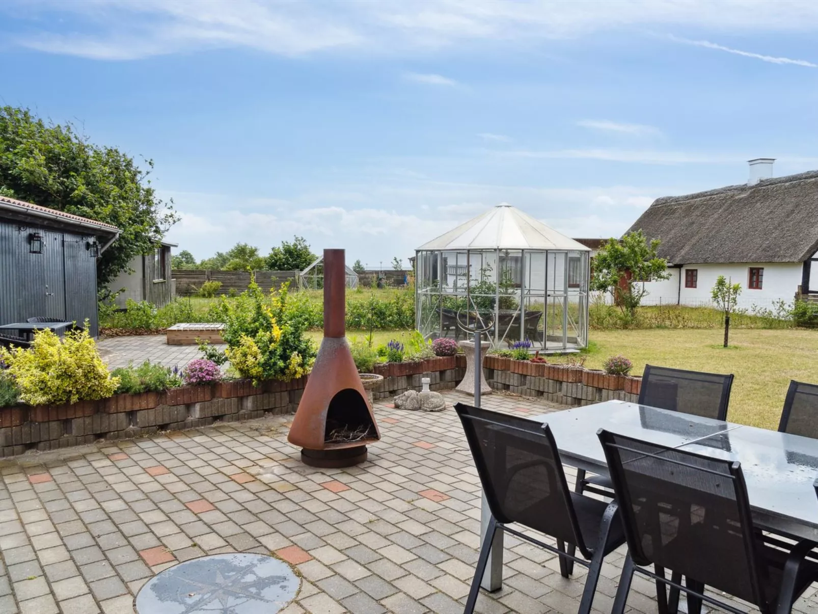 "Amely" - 500m from the sea-Buiten