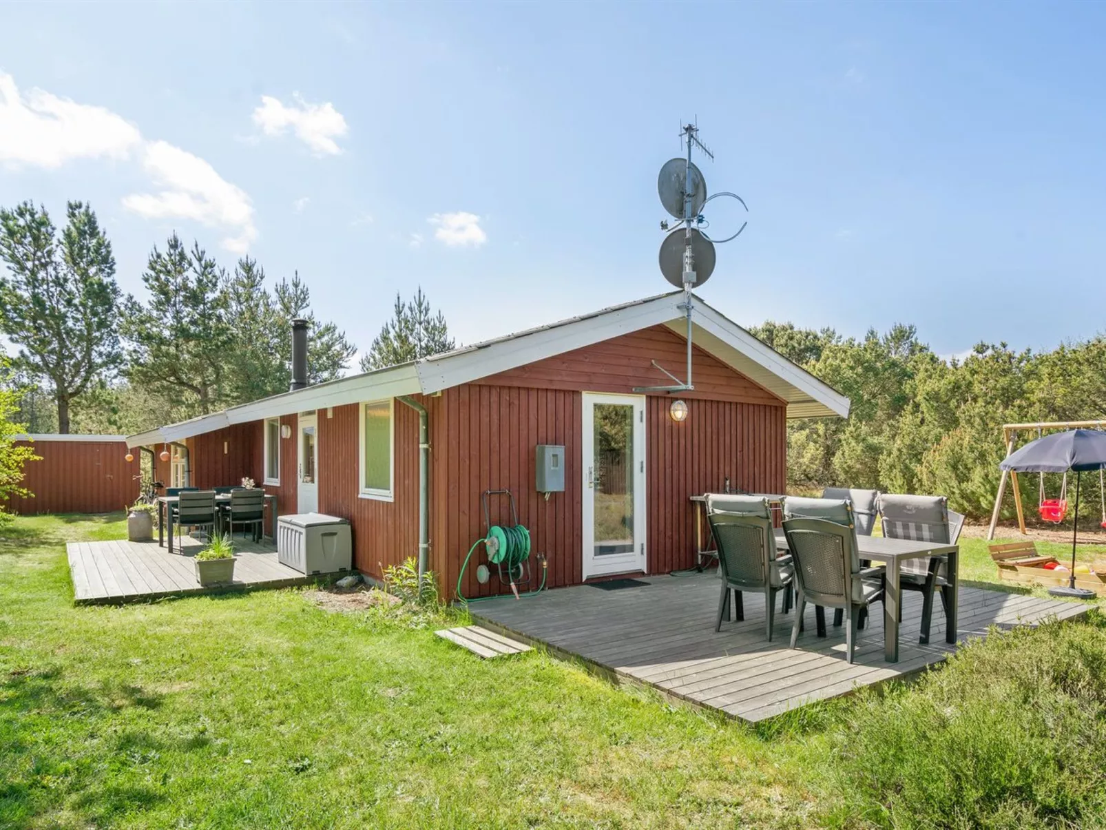 "Hrefna" - 350m from the sea-Buiten
