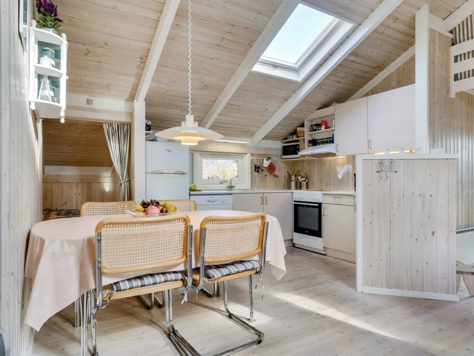 "Peter" - 400m from the sea-Binnen