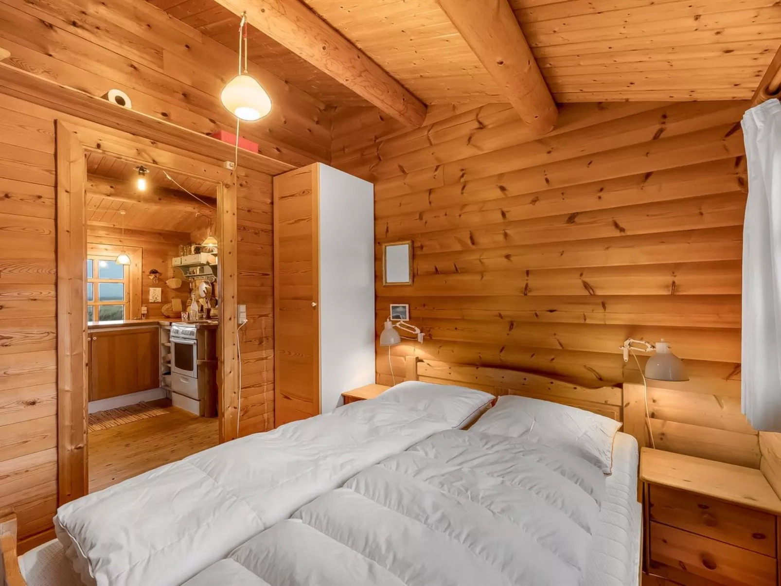 "Herfrith" -  from the sea-Binnen