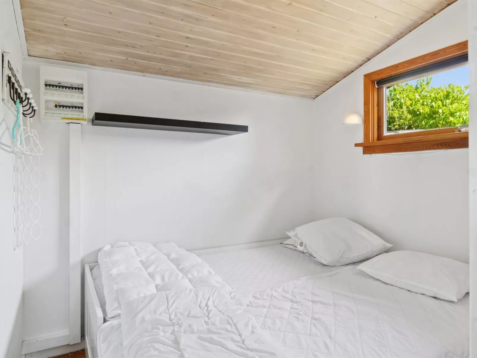 "Ludvika" - 350m from the sea-Binnen