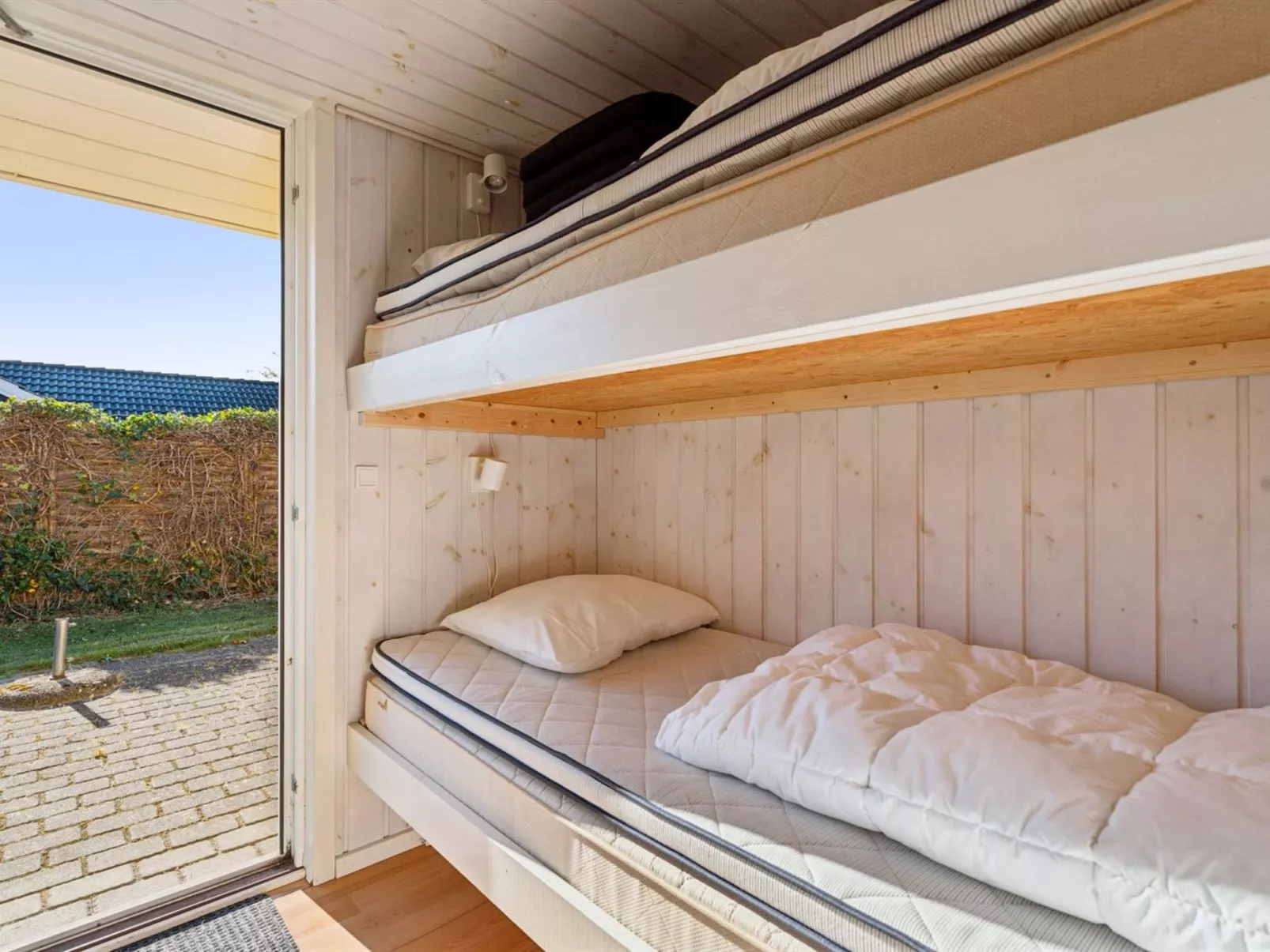 "Dolores" - 100m from the sea-Binnen