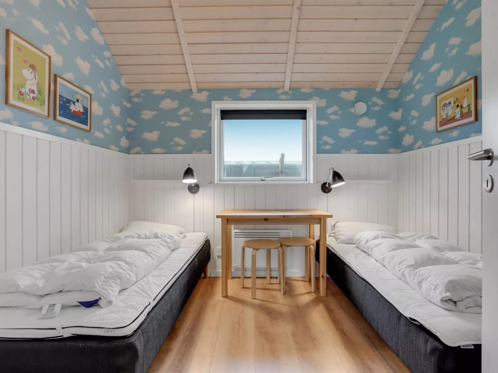 "Ano" - 950m from the sea-Binnen