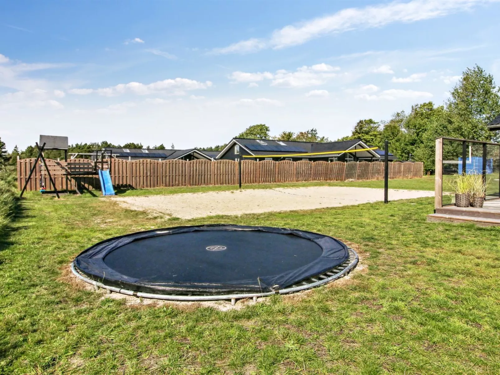 "Anuk" - 2.3km from the sea-Buiten