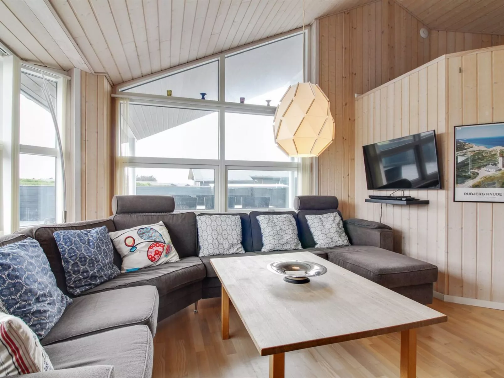 "Anett" - 400m from the sea-Binnen