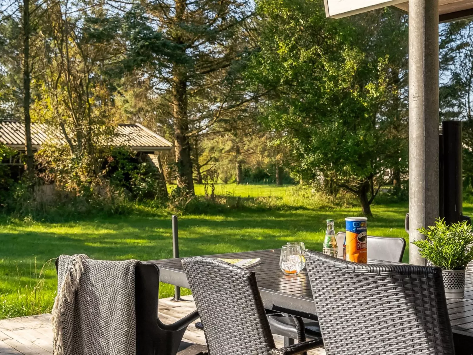 "Emeli" - 1.3km from the sea-Buiten