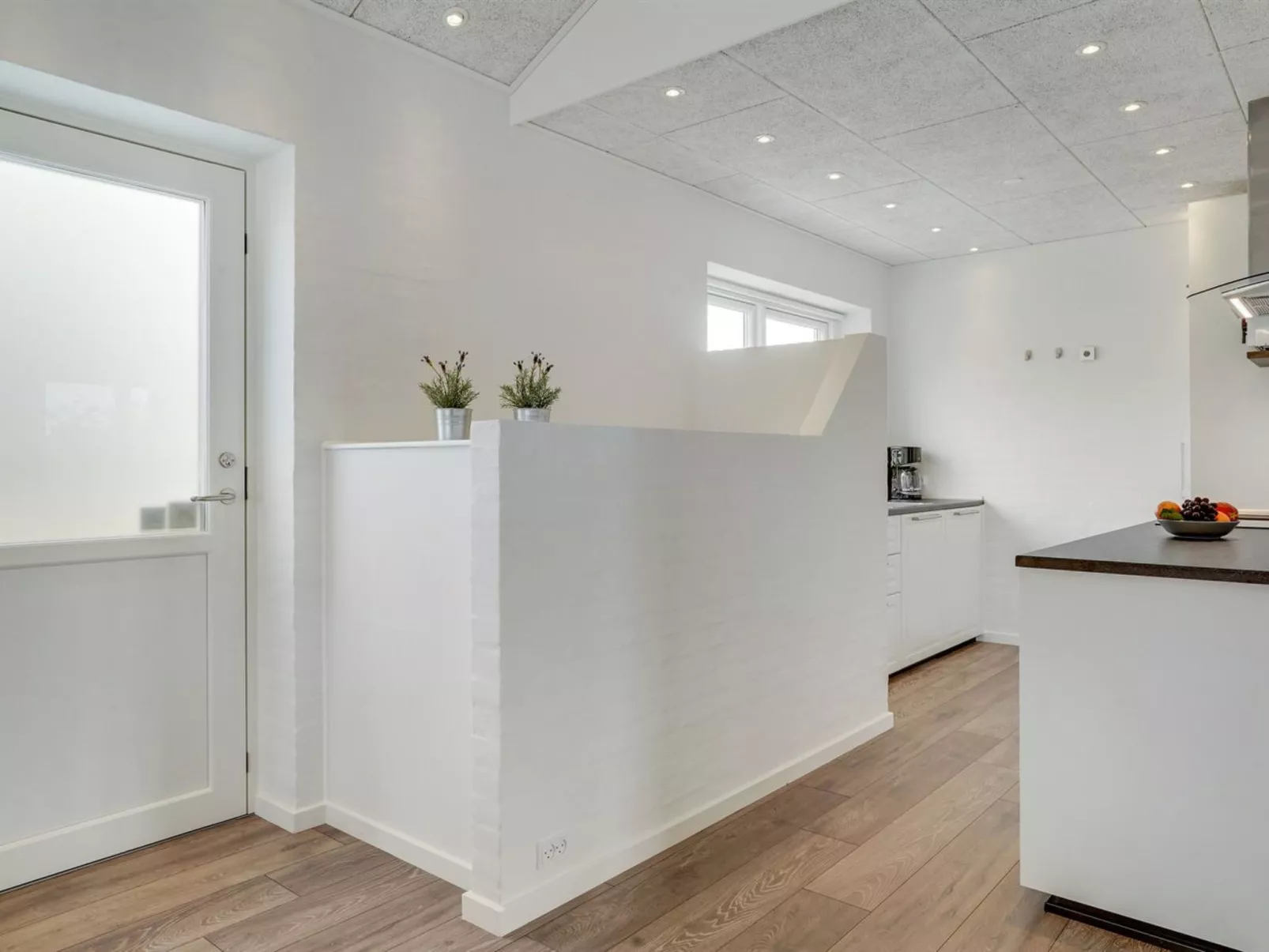 "Teodosij" - 1.1km from the sea-Binnen