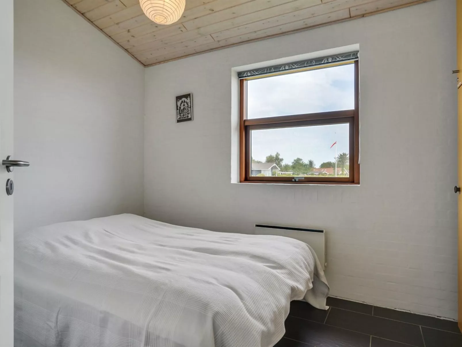 "Roope" - 50m from the sea-Binnen