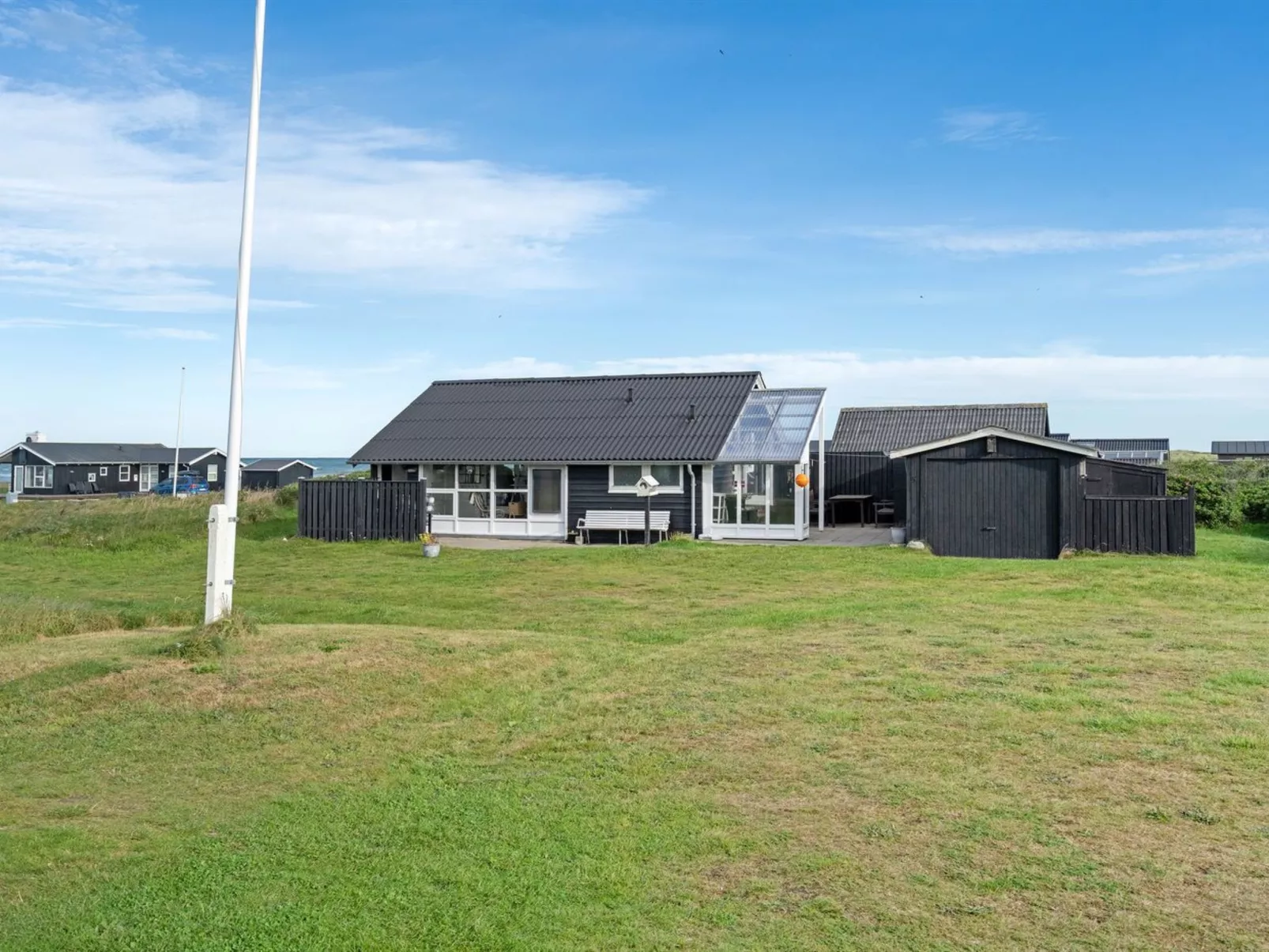 "Miroslava" - 140m from the sea-Buiten