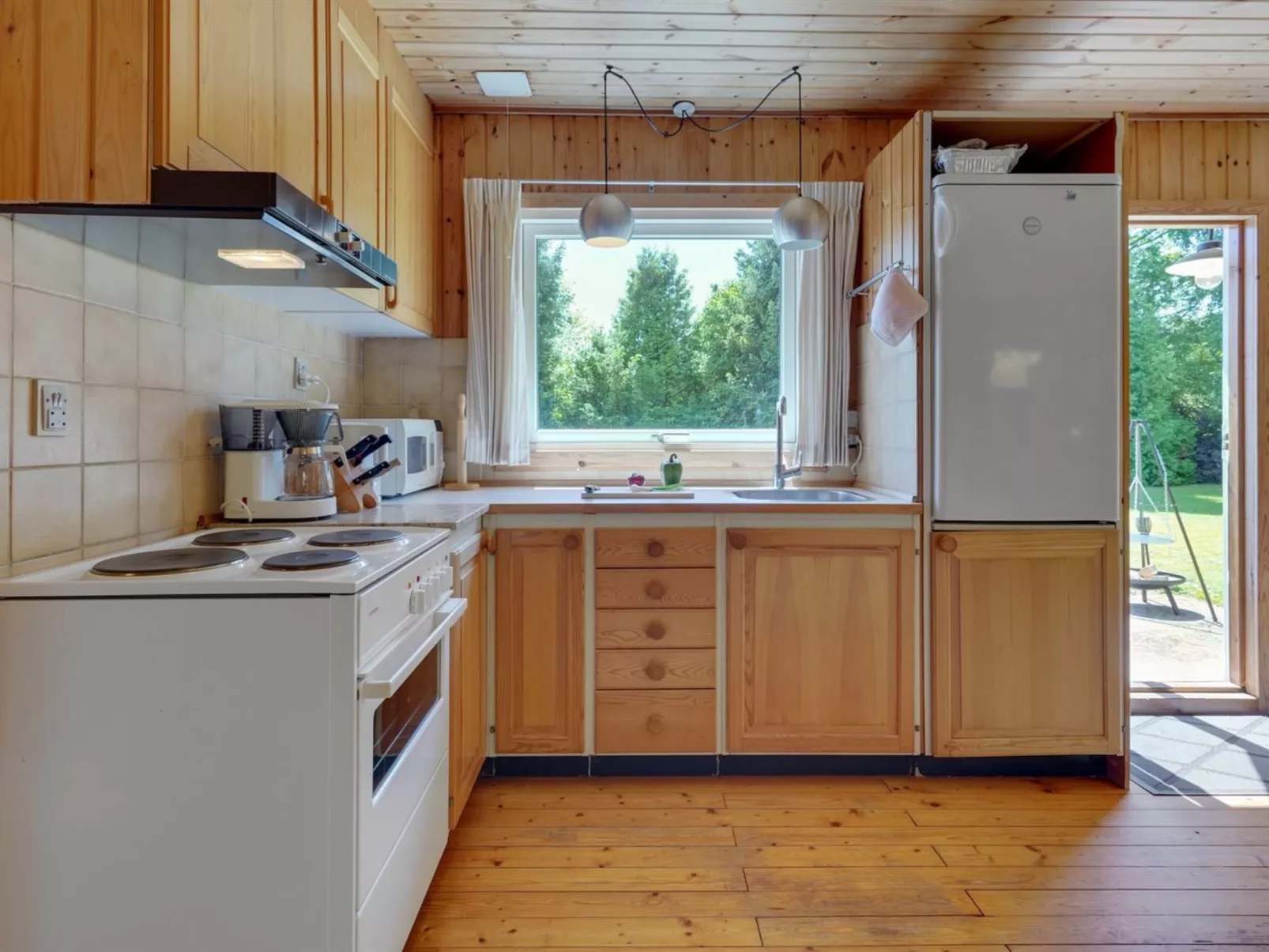 "Hege" - 450m from the sea-Binnen