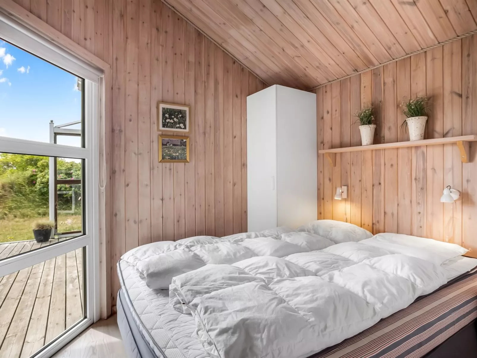 "Gedda" - 700m from the sea-Binnen