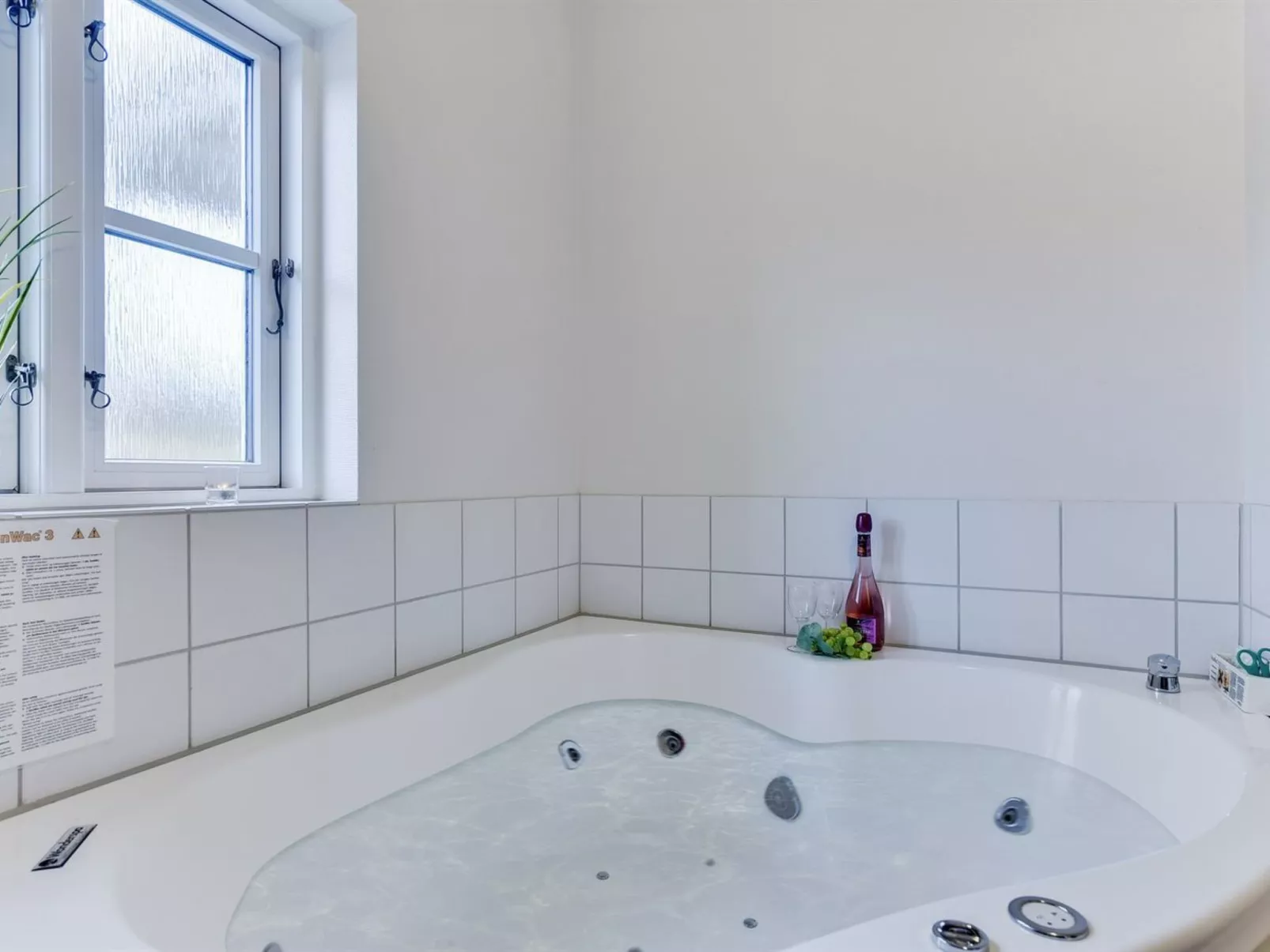 "Thoran" -  from the sea-Binnen