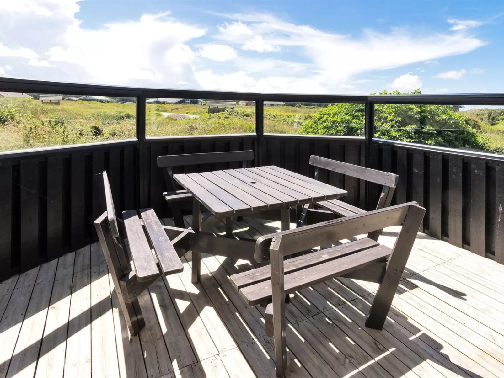 "Elvie" - 200m from the sea-Buiten