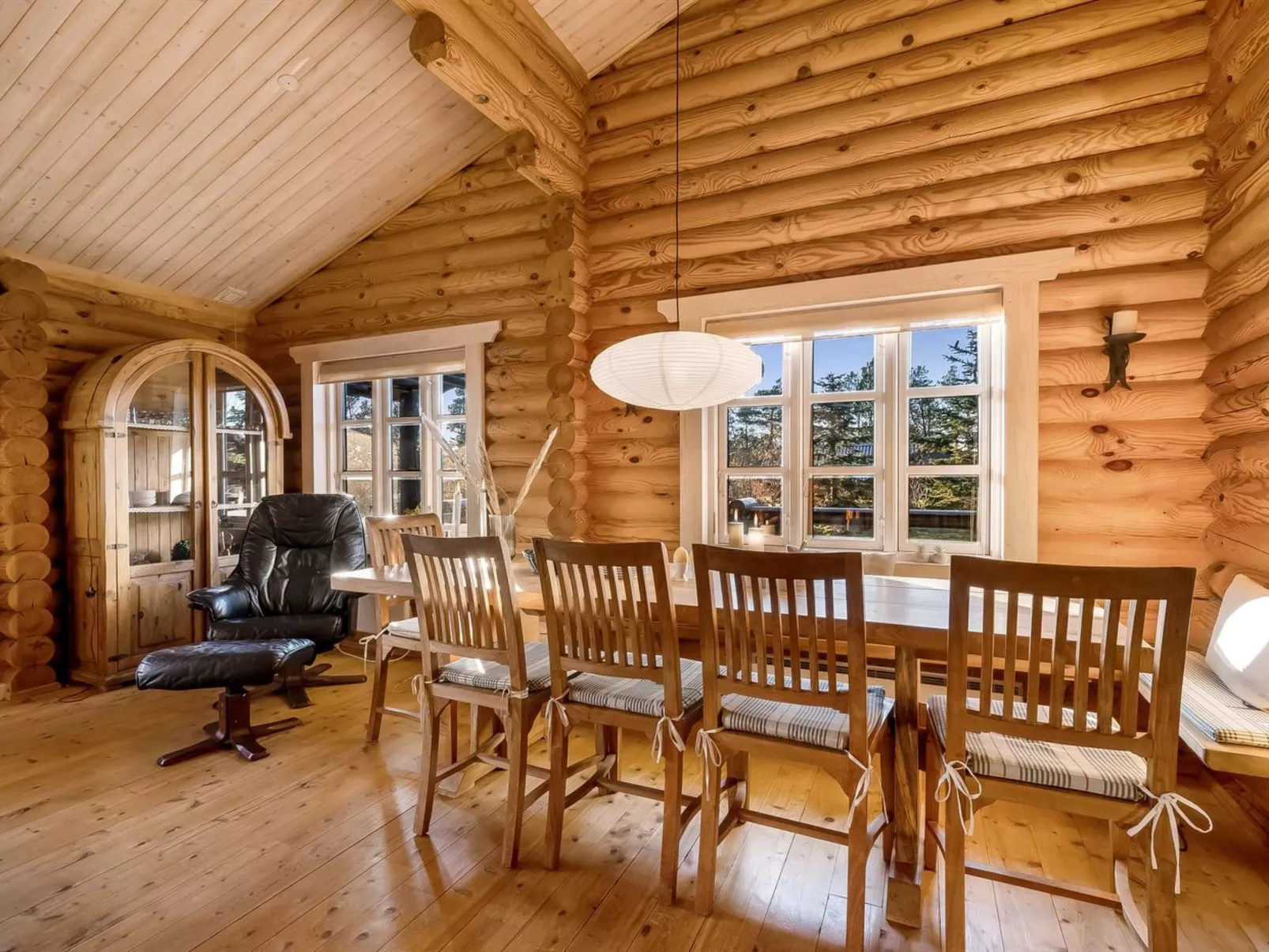 "Rajka" - 300m to the fjord-Binnen