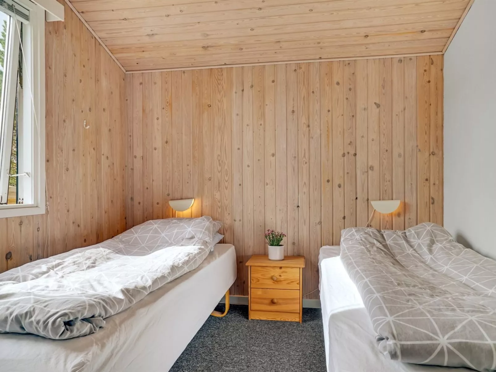 "Hughlek" - 900m from the sea-Binnen