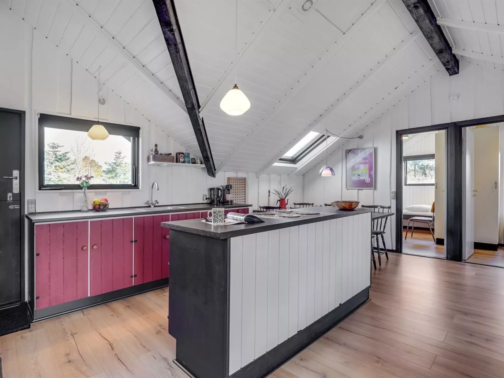 "Raita" - 350m to the fjord-Binnen